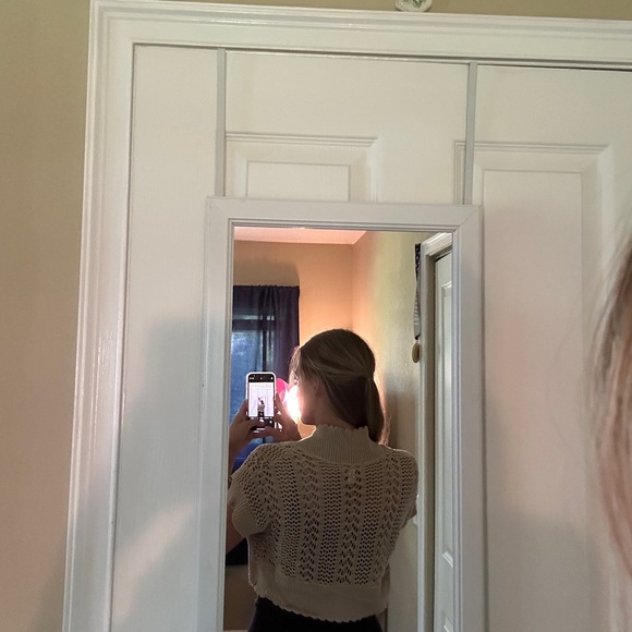 Knit cropped sweater - Picture 3 of 4